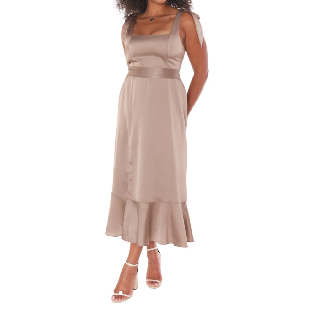Lulus NWT sand dune xs Luxe Satin Dress with Detachable Bows